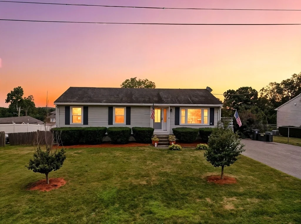 Photo of 2 Overlook Ave