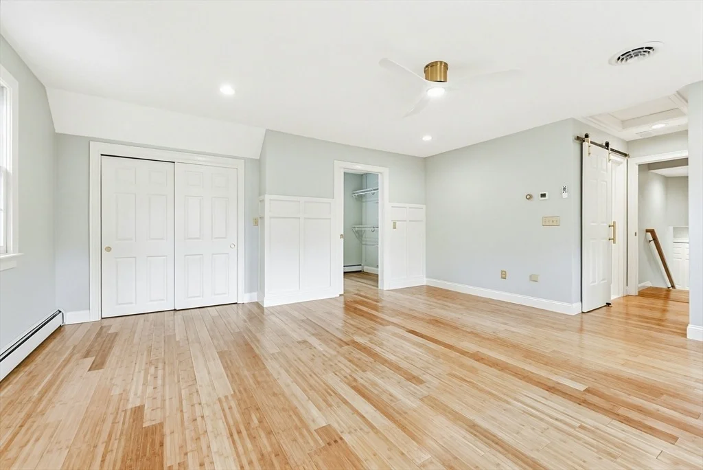 Photo of 2 Fieldstone Dr