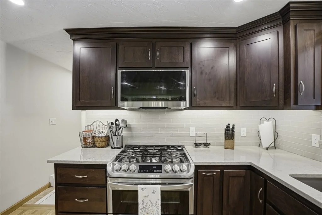 Photo of 36 Jackson Circle