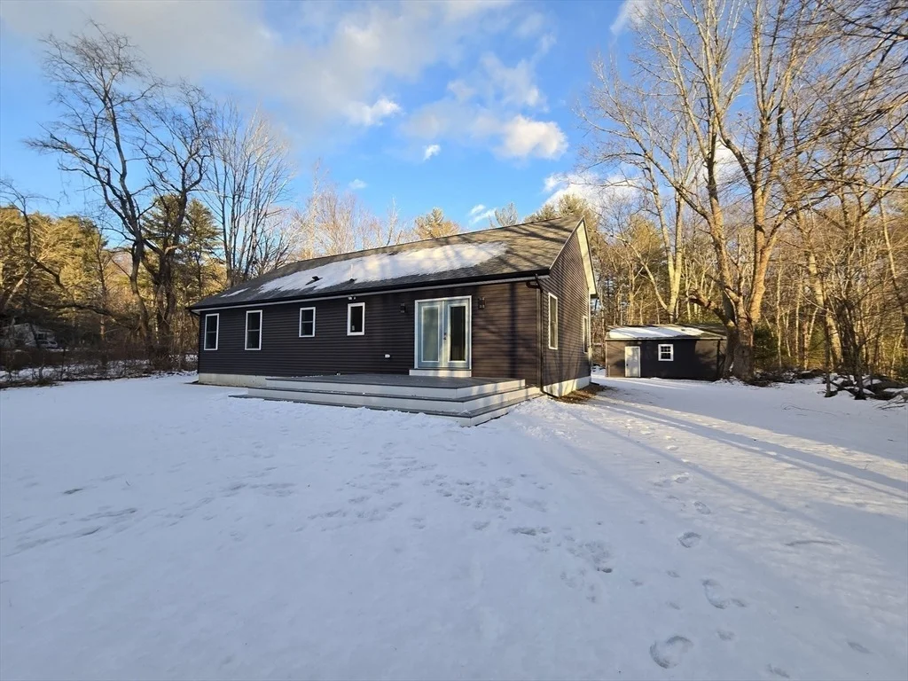 Photo of 2774 Greenwich Rd