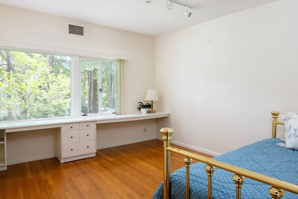 Photo of 46 Malia Ter