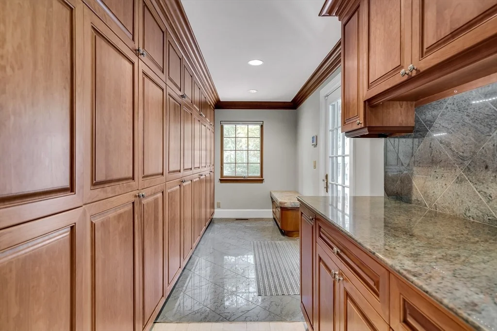 Photo of 72 Beverly Rd