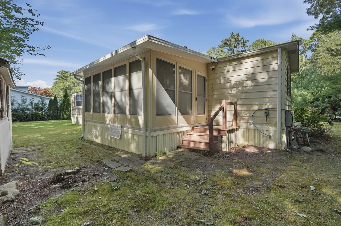 Photo of 60 Longboat Dr