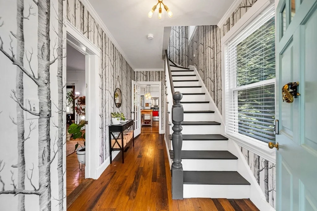 Photo of 77 Brook Rd
