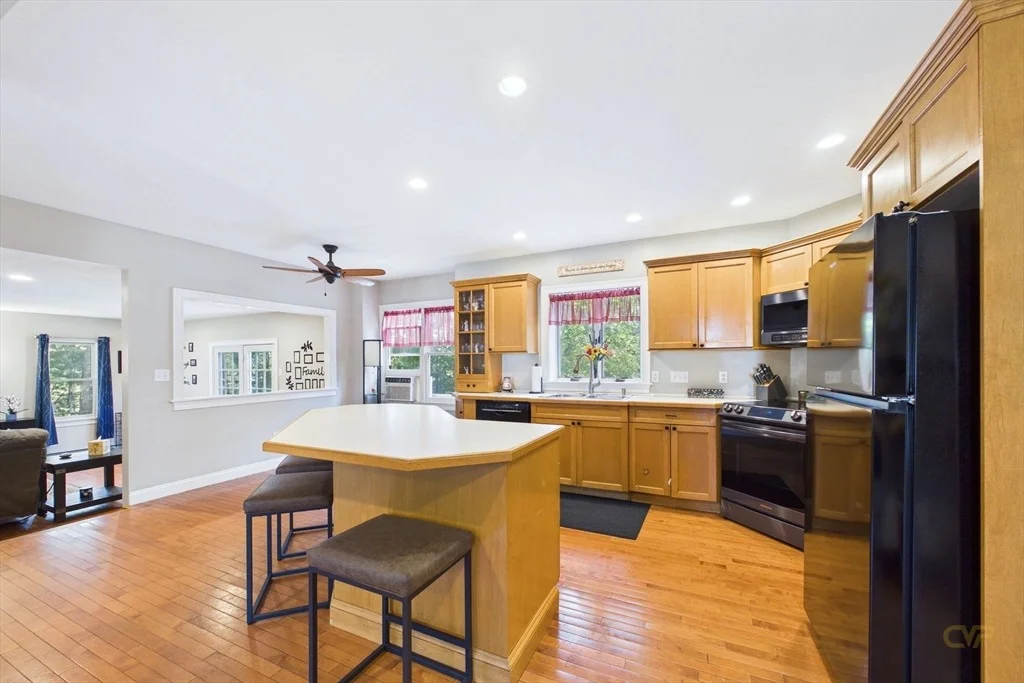 Photo of 119 Hathaway St