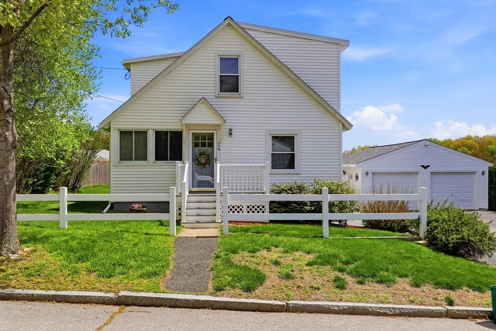 Photo of 24 Dell Ave