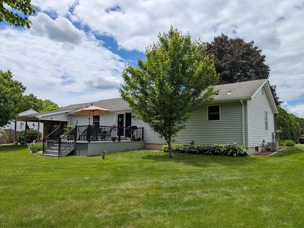 Photo of 108 Oak Knolls Circle