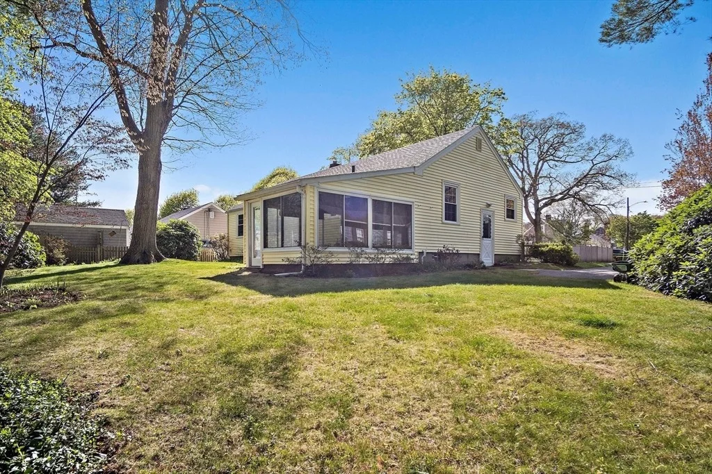 Photo of 33 Sylvan Rd