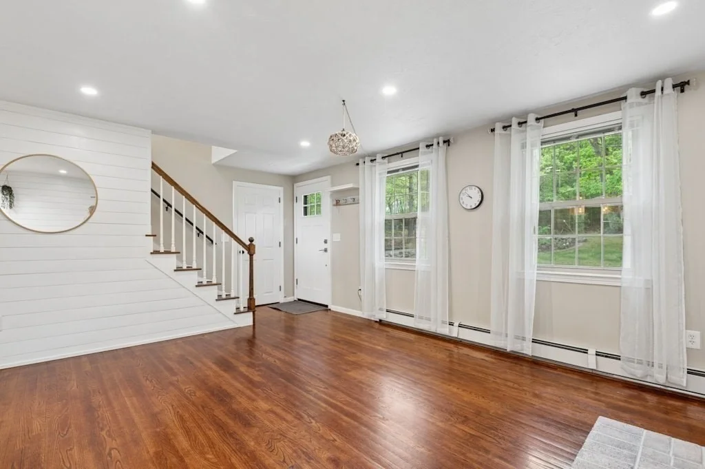 Photo of 80 Webster St