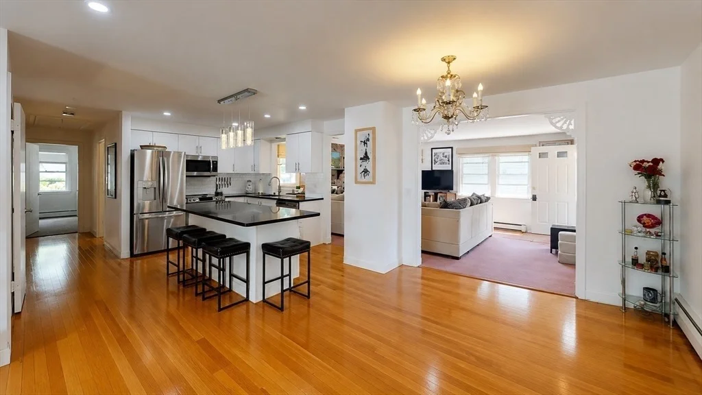 Photo of 10 Pine Tree Lane