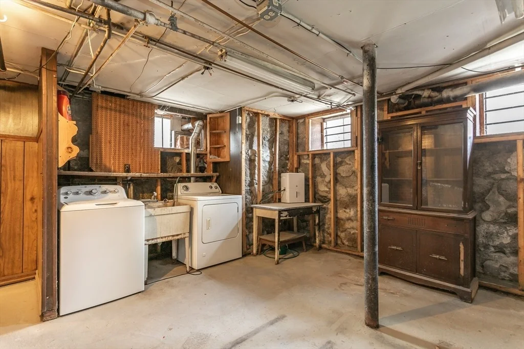 Photo of 445 Madison St