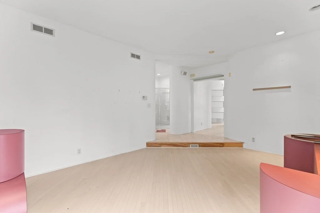 Photo of 85 Kilby St