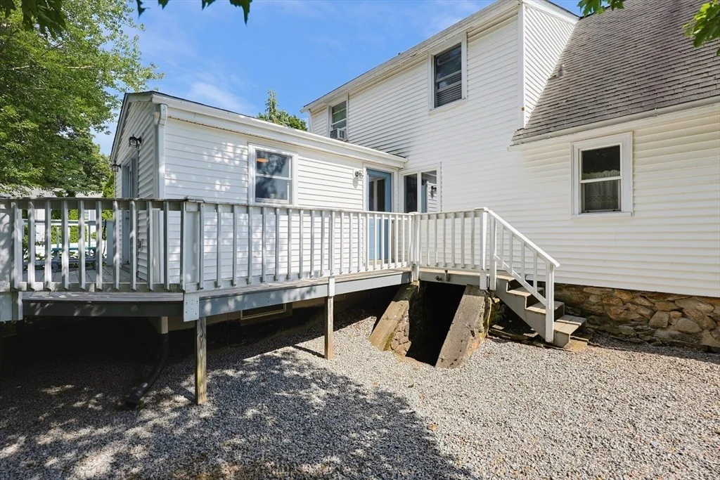 Photo of 4 Loring St