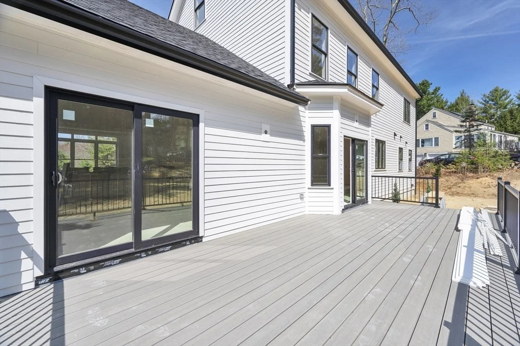 Photo of 18 Macdonald Dr