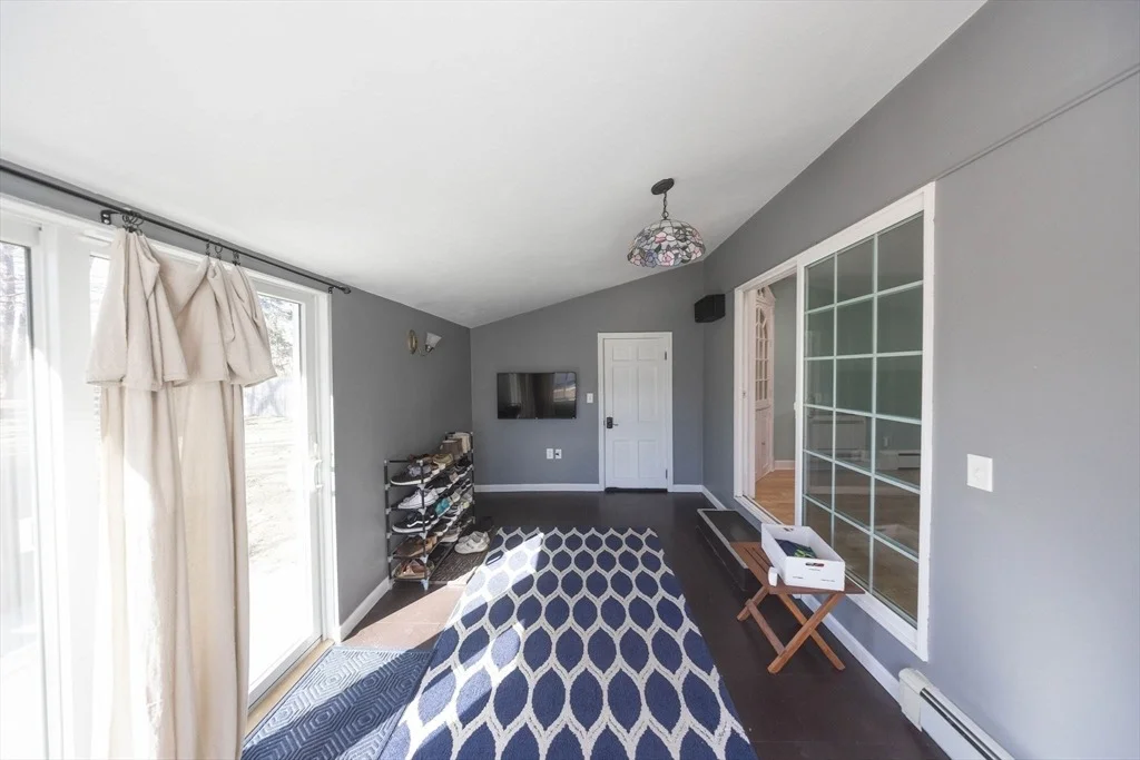 Photo of 33 Mount View Dr