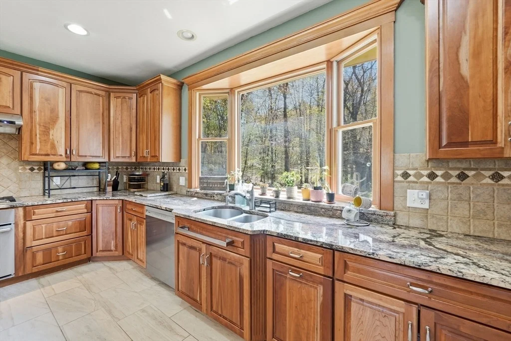 Photo of 269 Harvard Rd