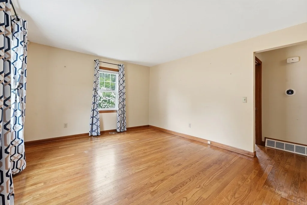 Photo of 14 Duggan Circle