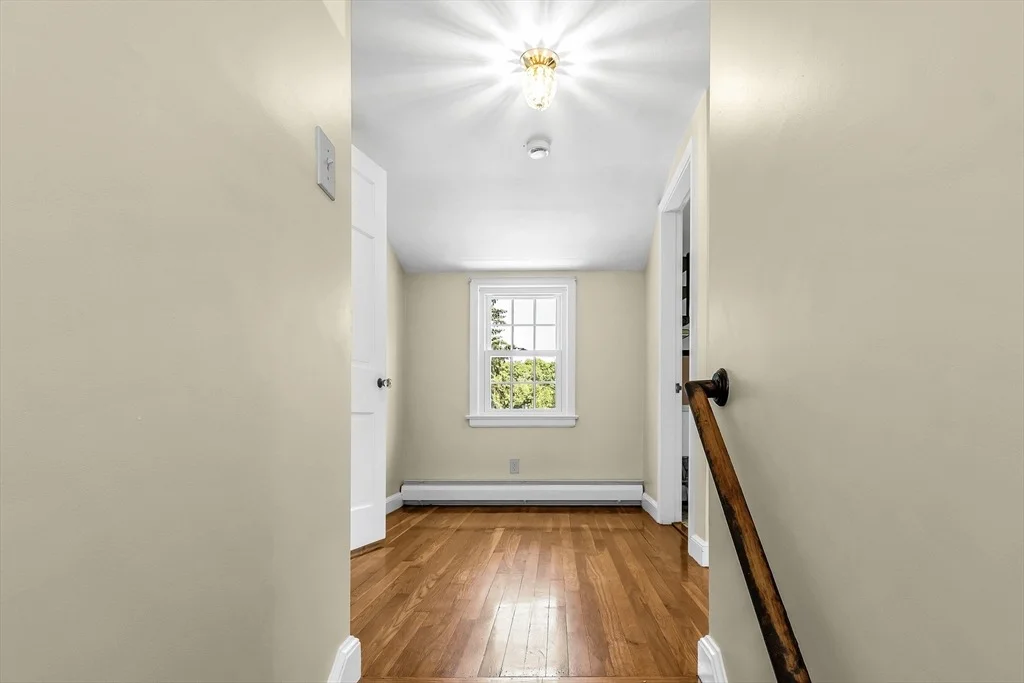 Photo of 370 Main St