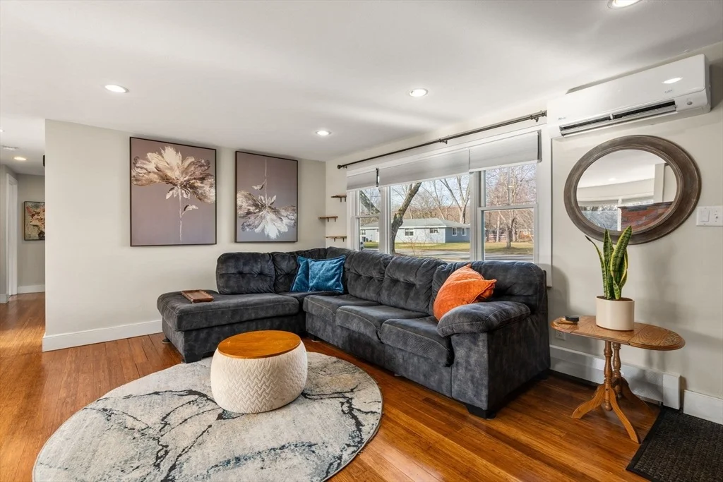 Photo of 11 Sunset Road