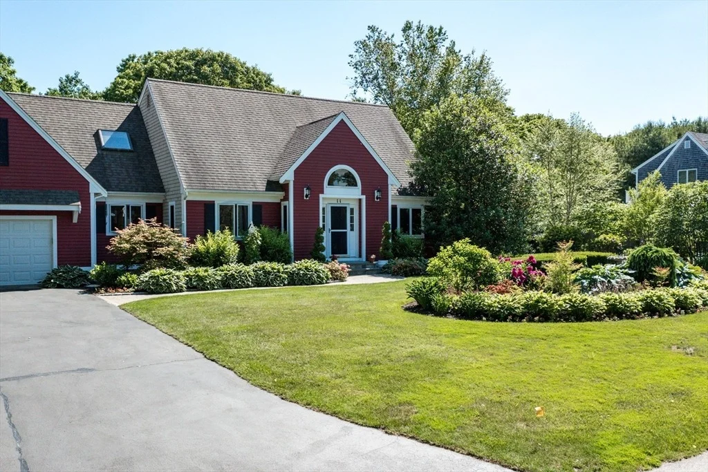 Photo of 11 Polaris Dr