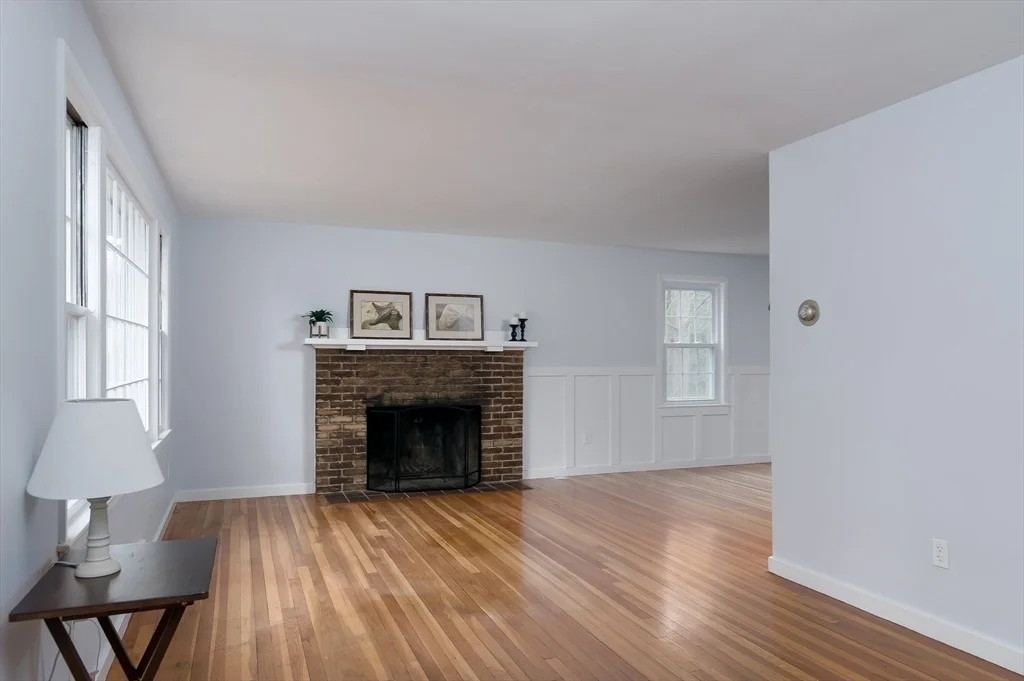 Photo of 41 Oak Crest Road