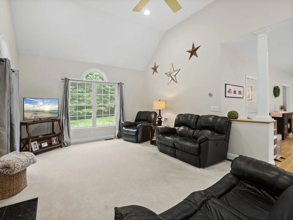 Photo of 81 Lawrence St