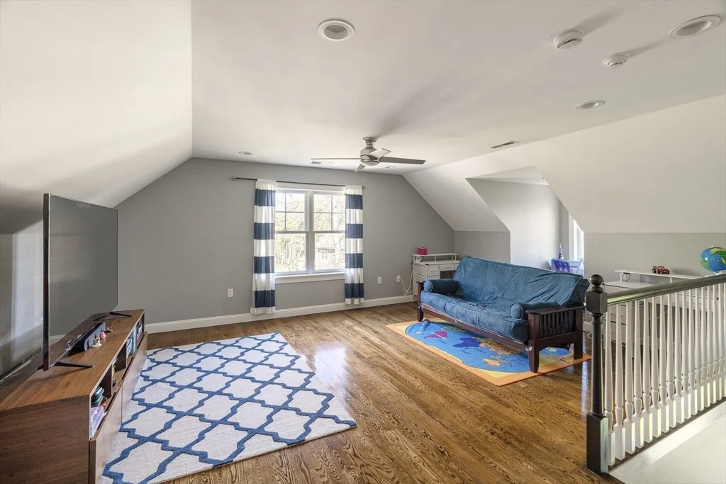 Photo of 8 Goldman Cir