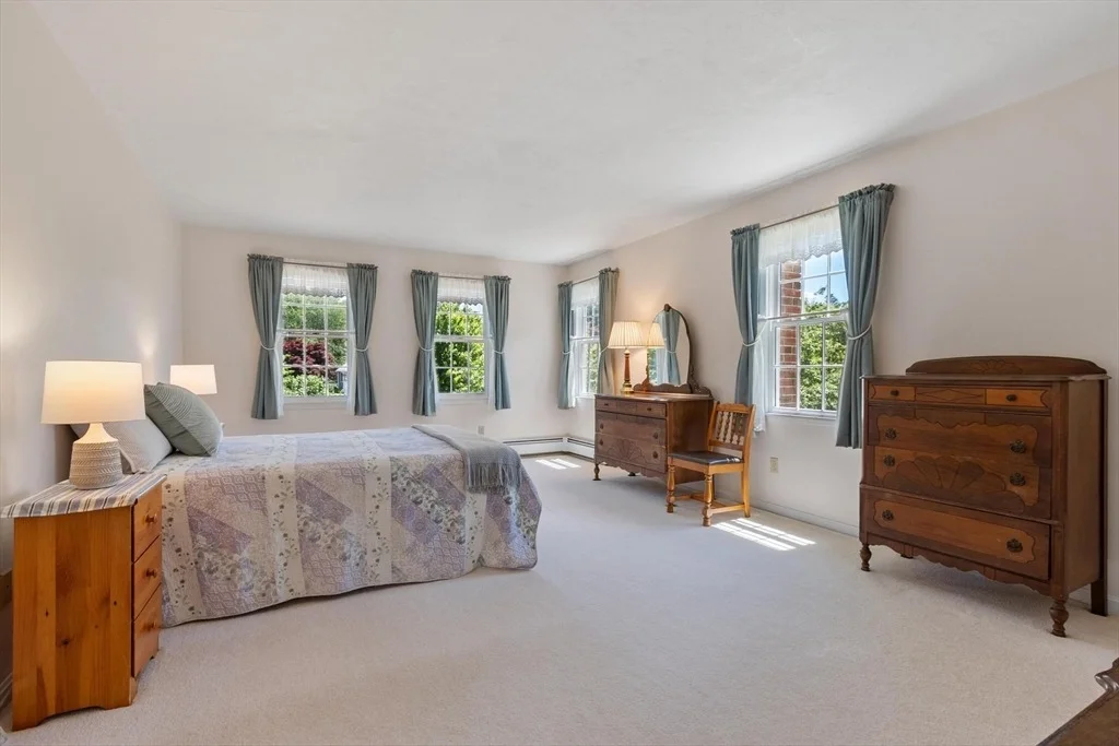 Photo of 2 Carriage Way
