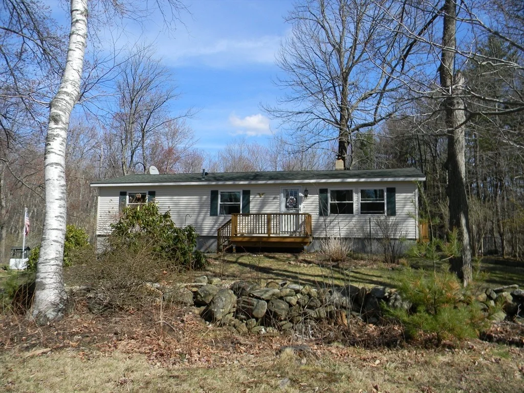 Photo of 1100 Main St