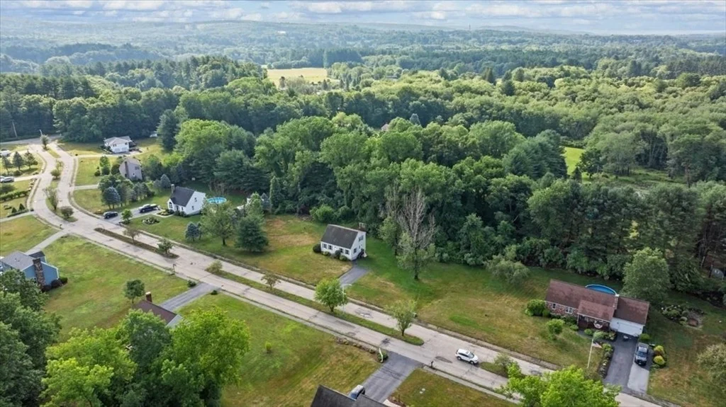Photo of 7 Sneade Dr
