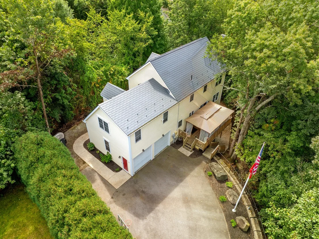 Photo of 115 Cathedral Drive