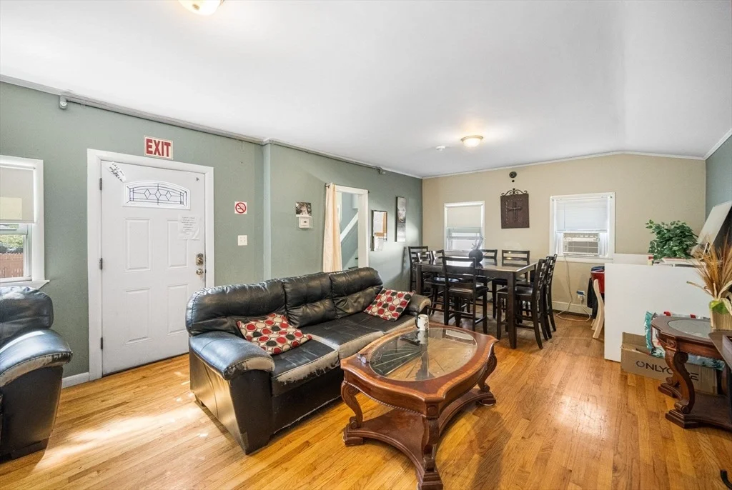 Photo of 5 Mason St.