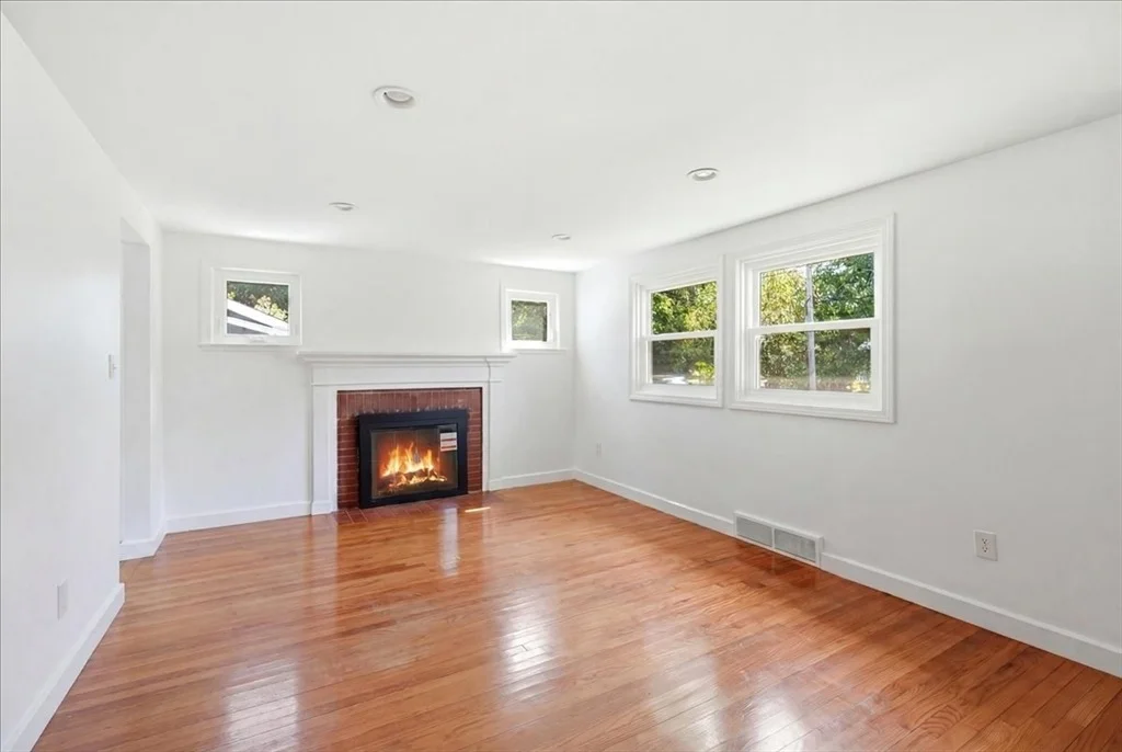 Photo of 6 Jackson Rd