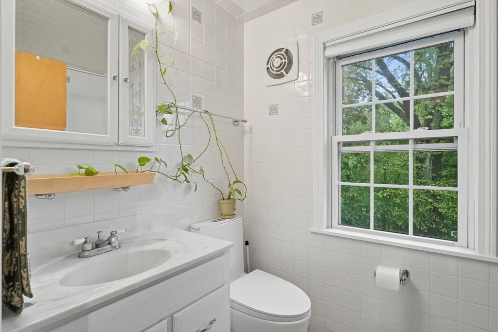 Photo of 551 West St