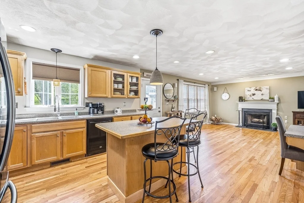 Photo of 1 Tallowood Ln