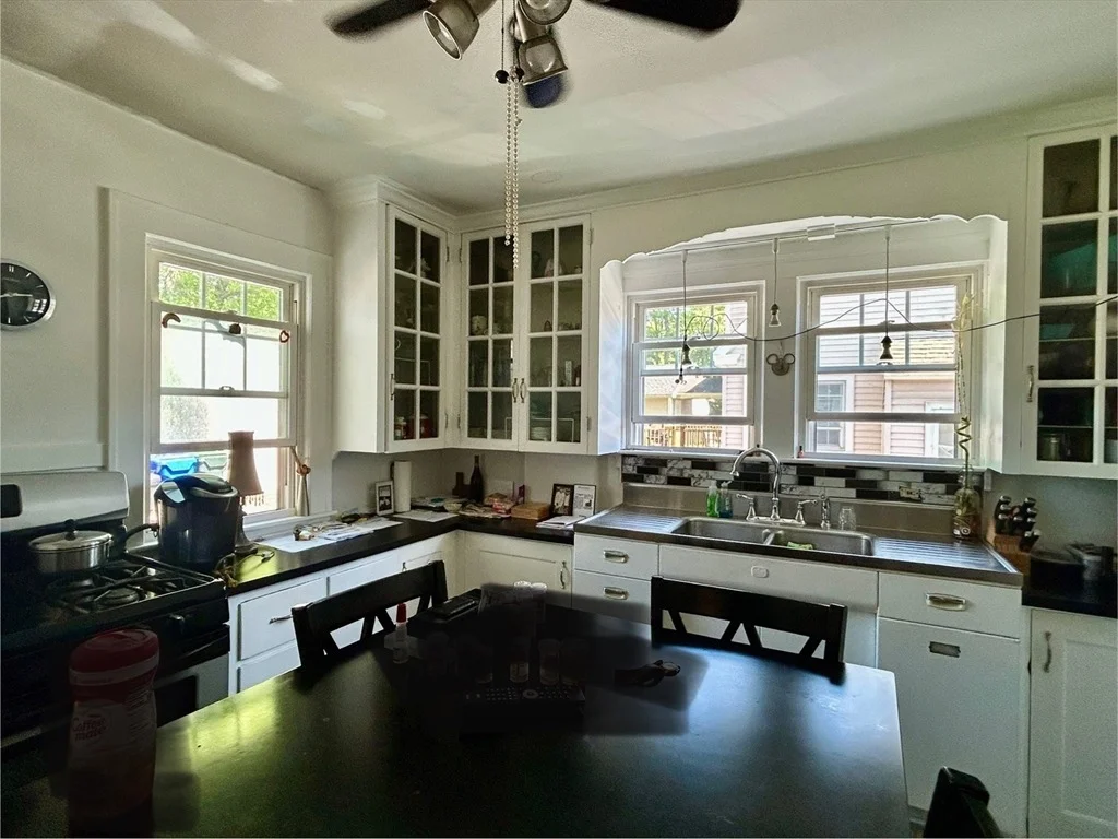 Photo of 153 Carver St