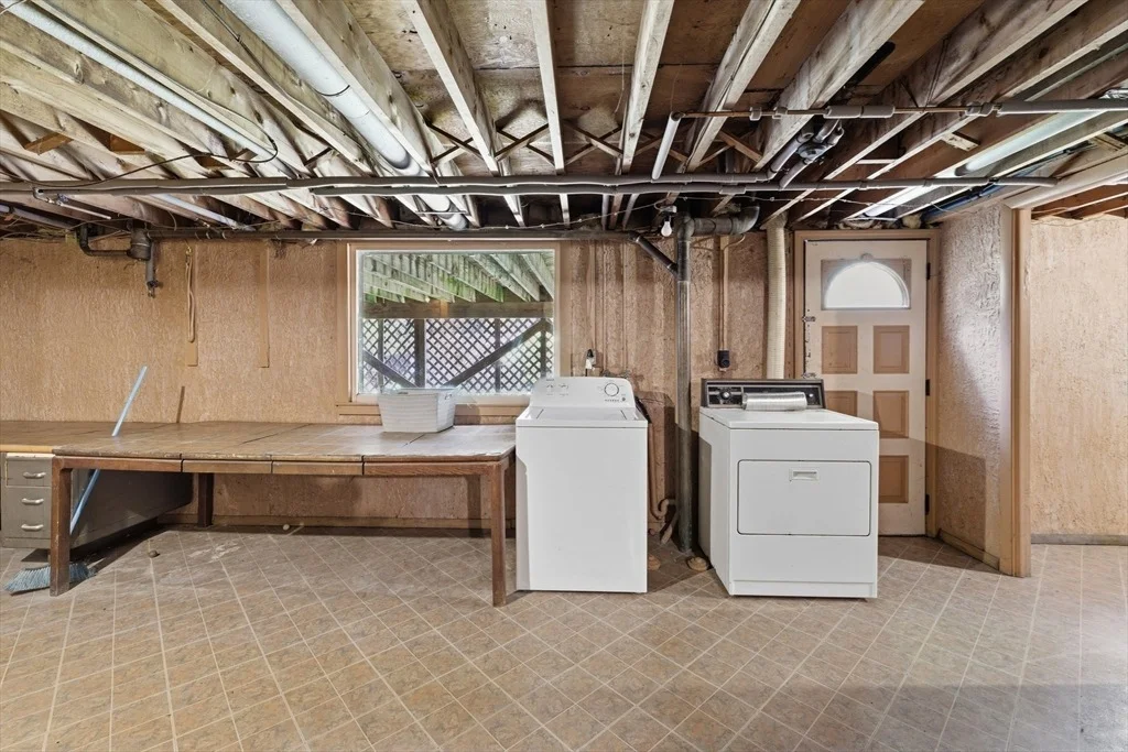 Photo of 925 West St.