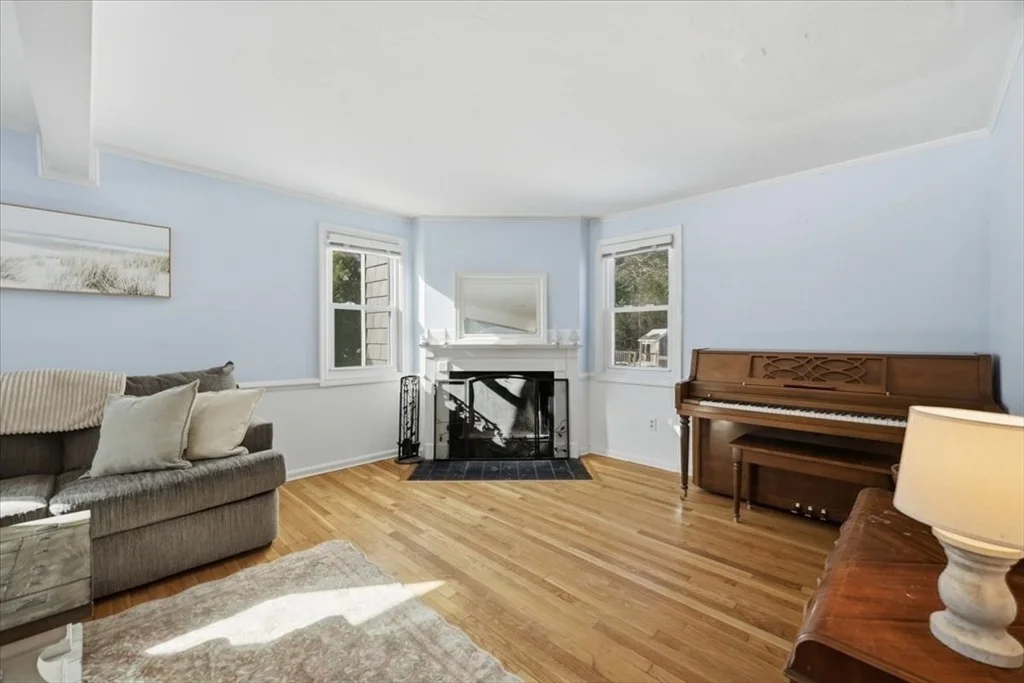 Photo of 7 Oak St