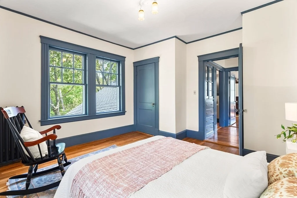 Photo of 402 Sutton St