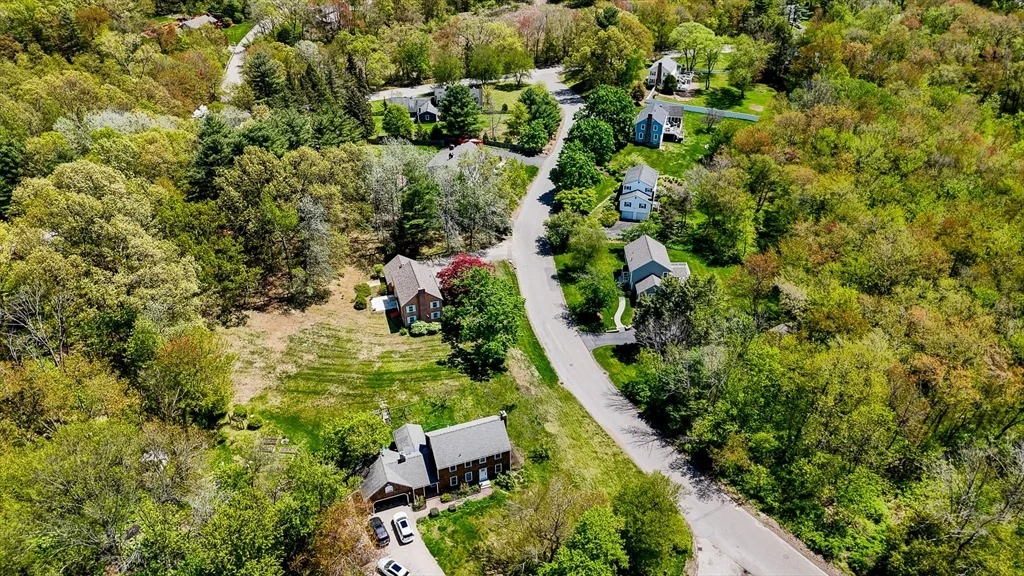Photo of 104 Meadowview Road