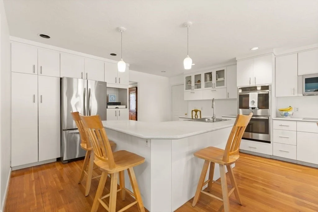Photo of 17 Niantic Rd