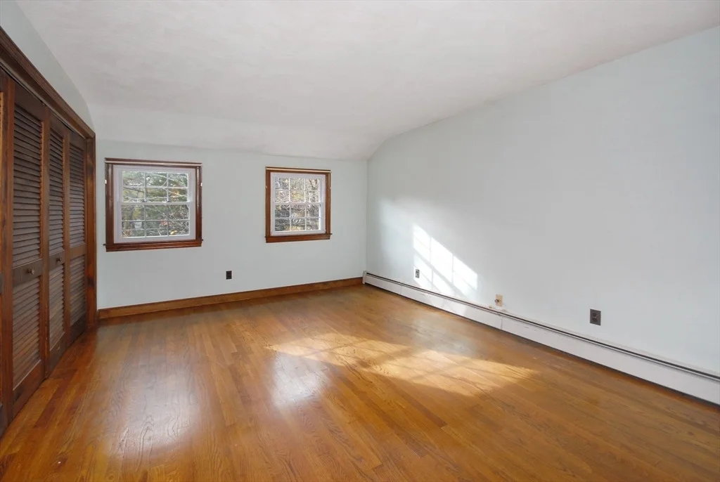 Photo of 70 Hillside Ave