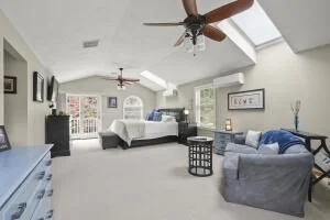 Photo of 5 Lancaster Ln