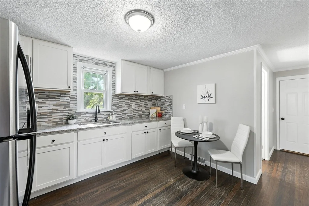 Photo of 69 Willard Ave