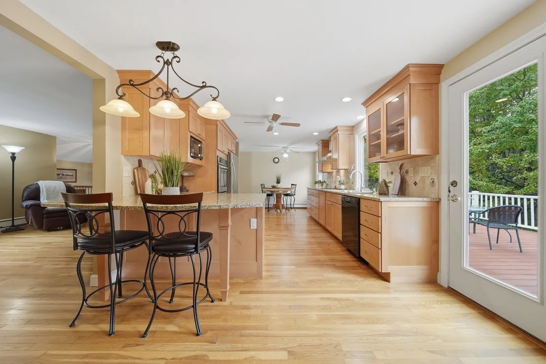 Photo of 401 Longley Rd