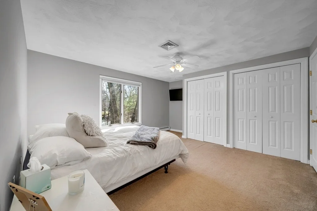 Photo of 315 Candlestick Rd