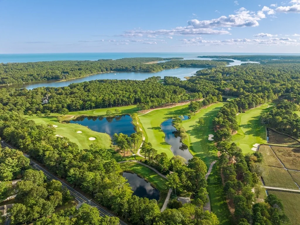 Photo of 15 Willow Circle