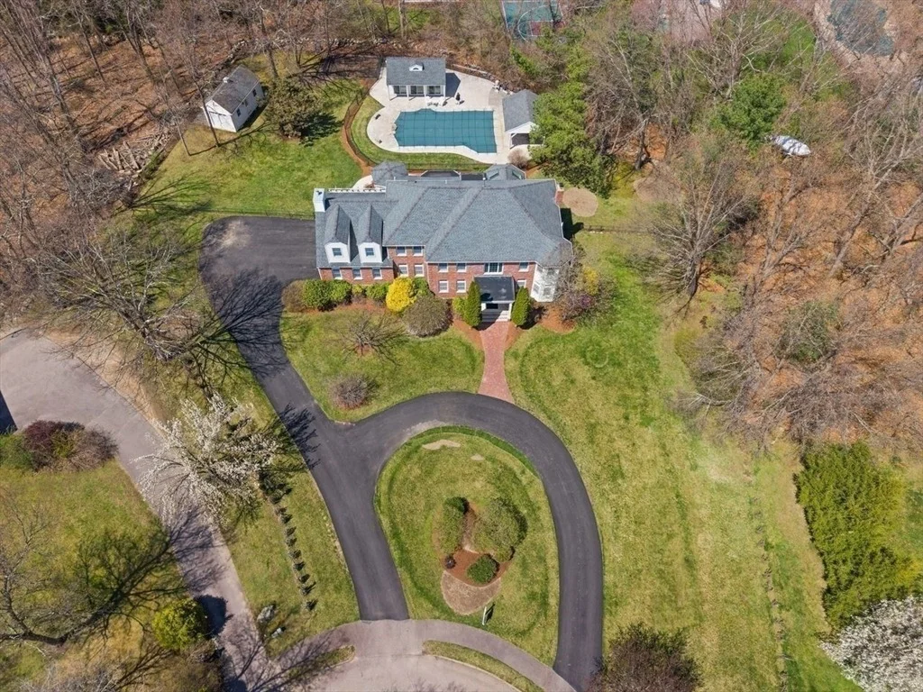 Photo of 7 Dry Pond Rd