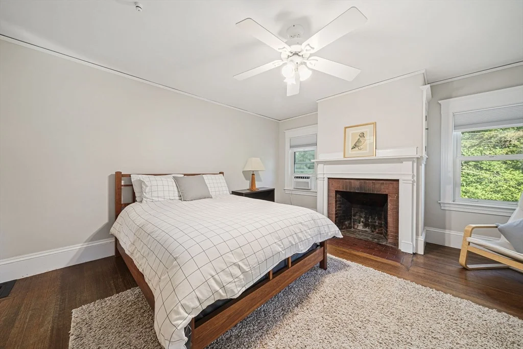 Photo of 54 Brook Rd