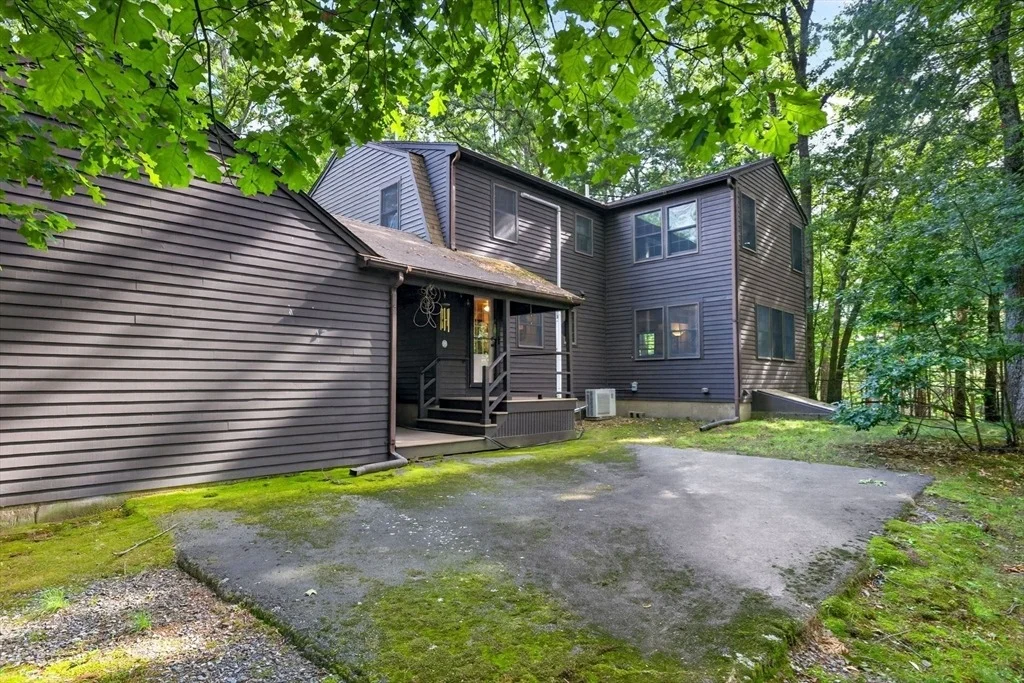 Photo of 9 Spruce Rd